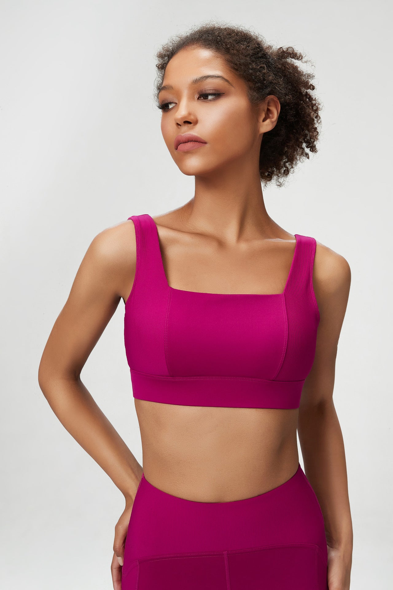Low back high support sports bra