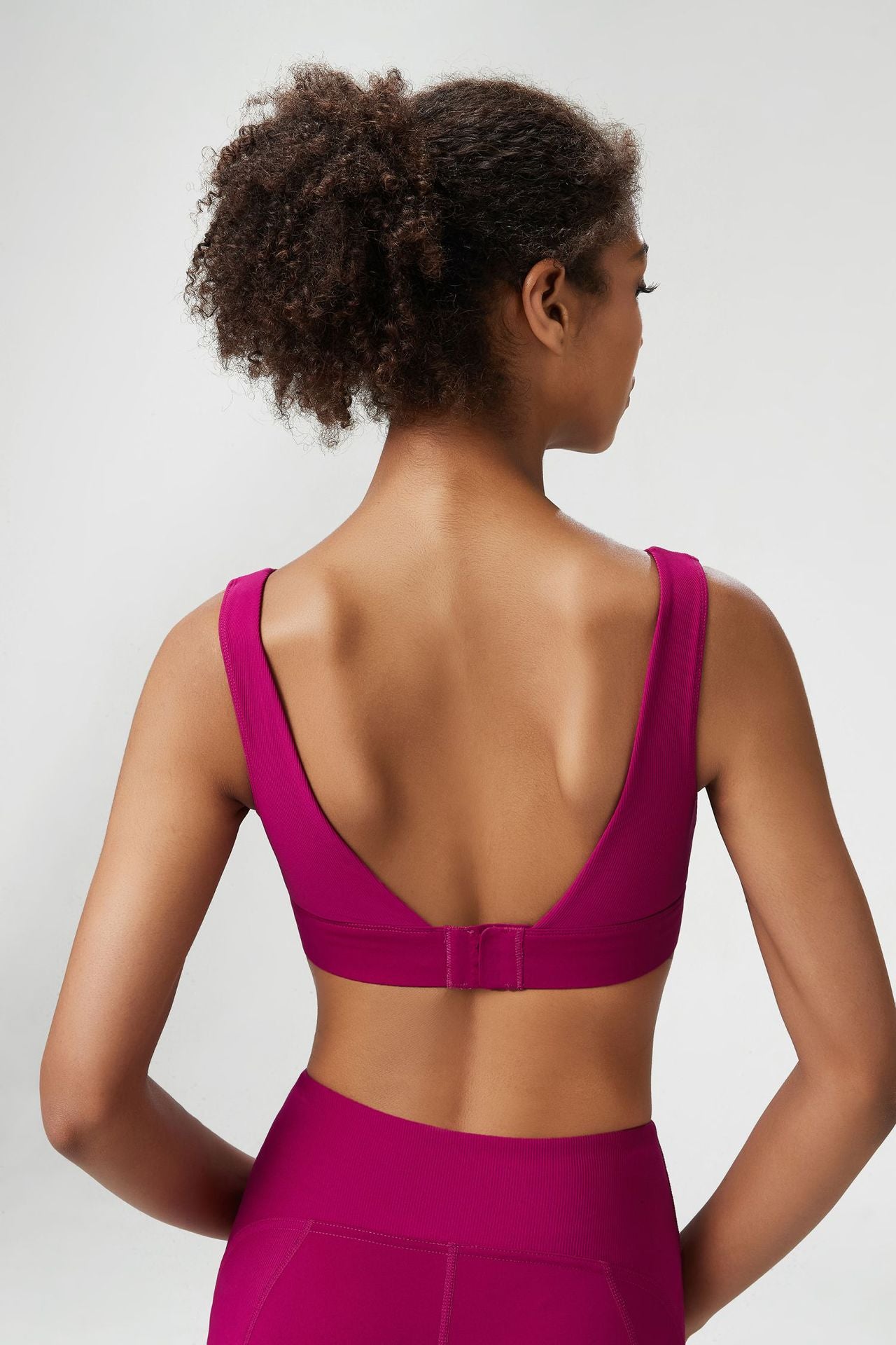 Low back high support sports bra