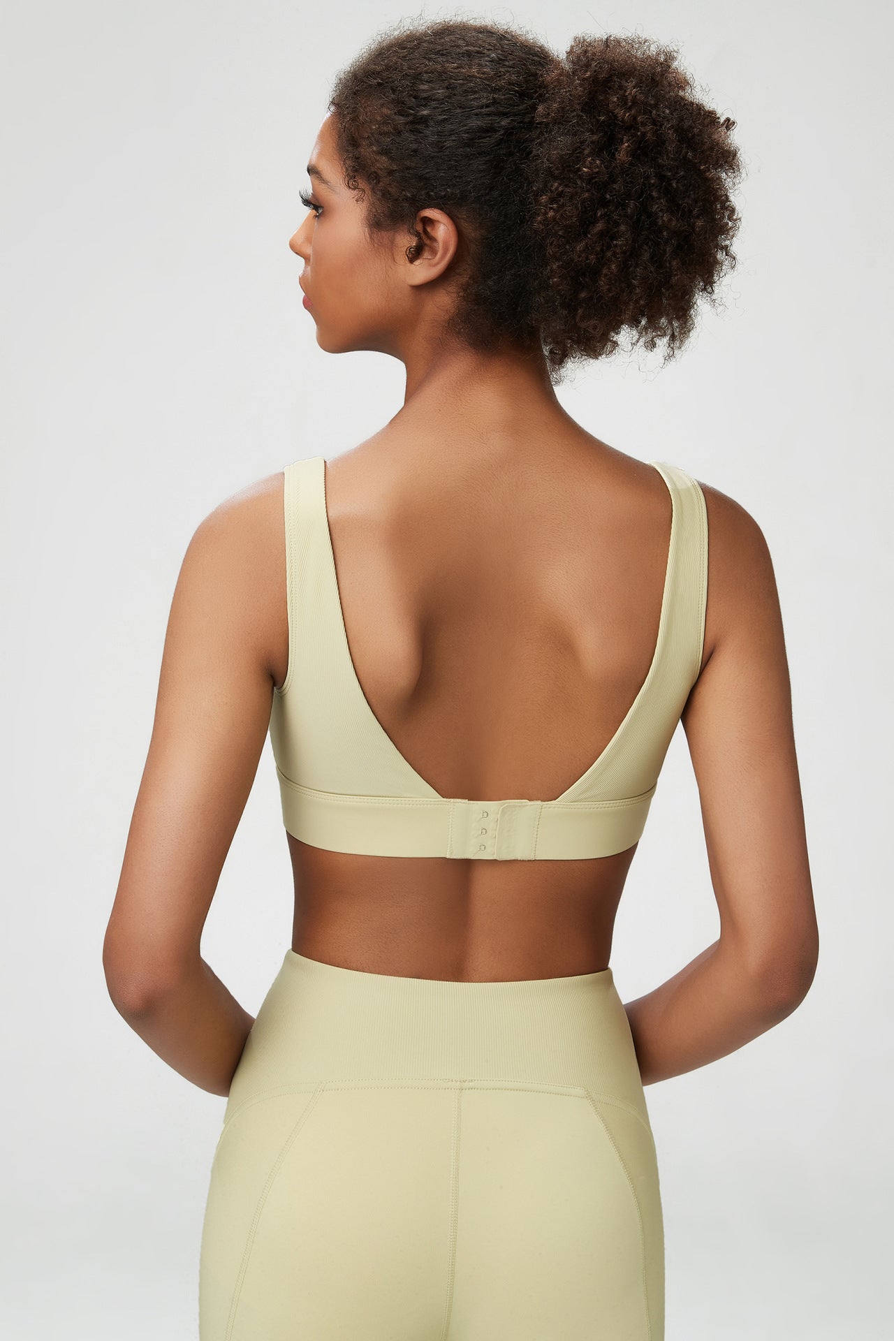 Low back high support sports bra