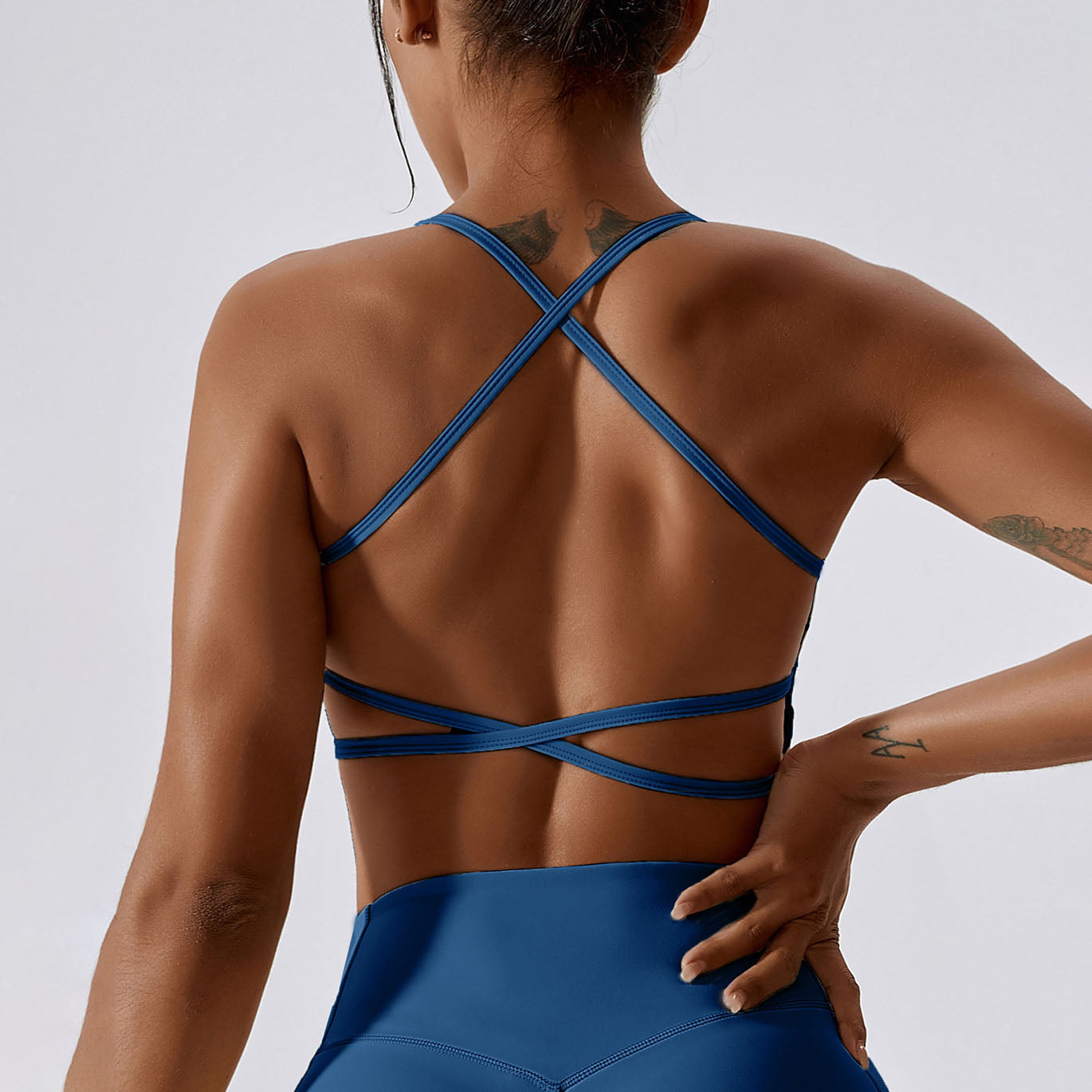Cross back sports bra