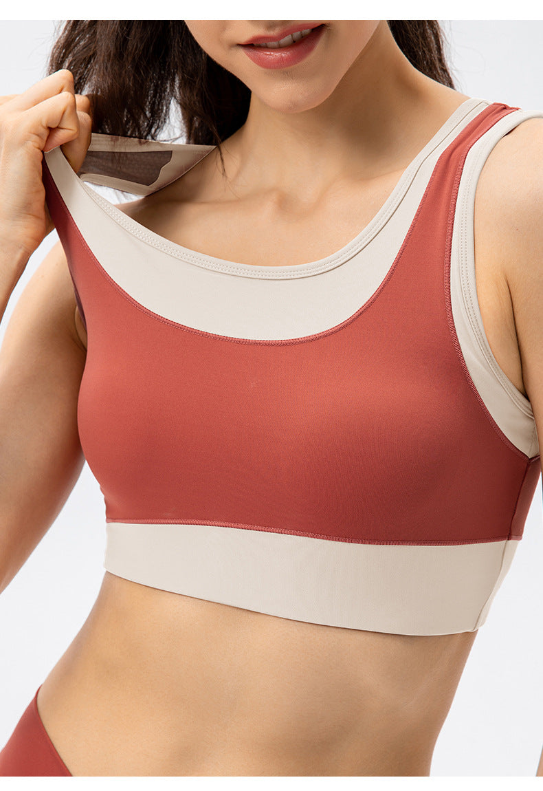 Contrast colour insert sports bra