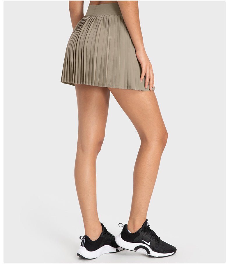 Pleated back skort