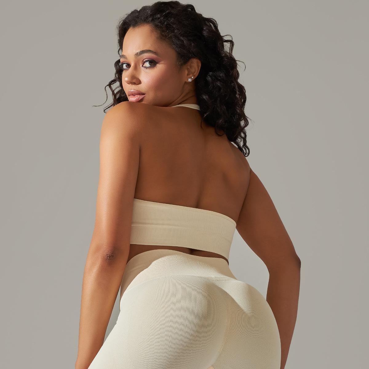 Seamless sports bra
