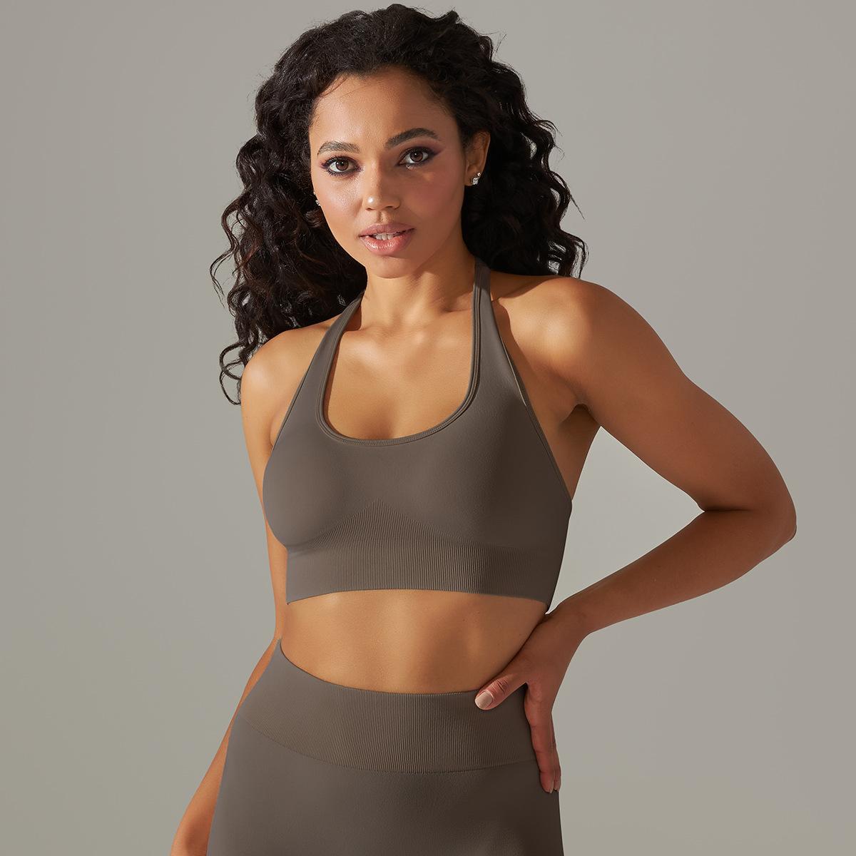 Seamless sports bra