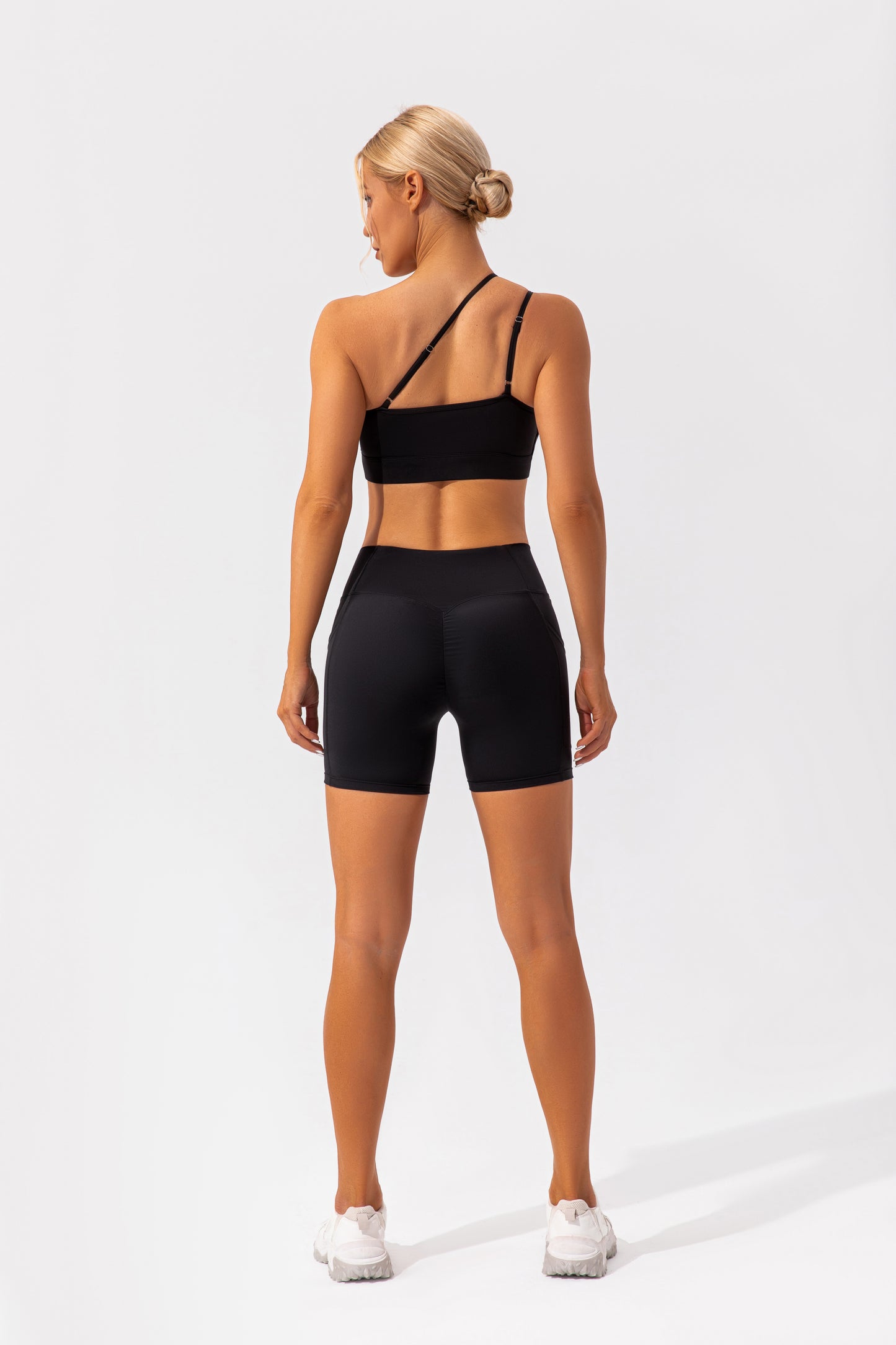 One shoulder high support bra