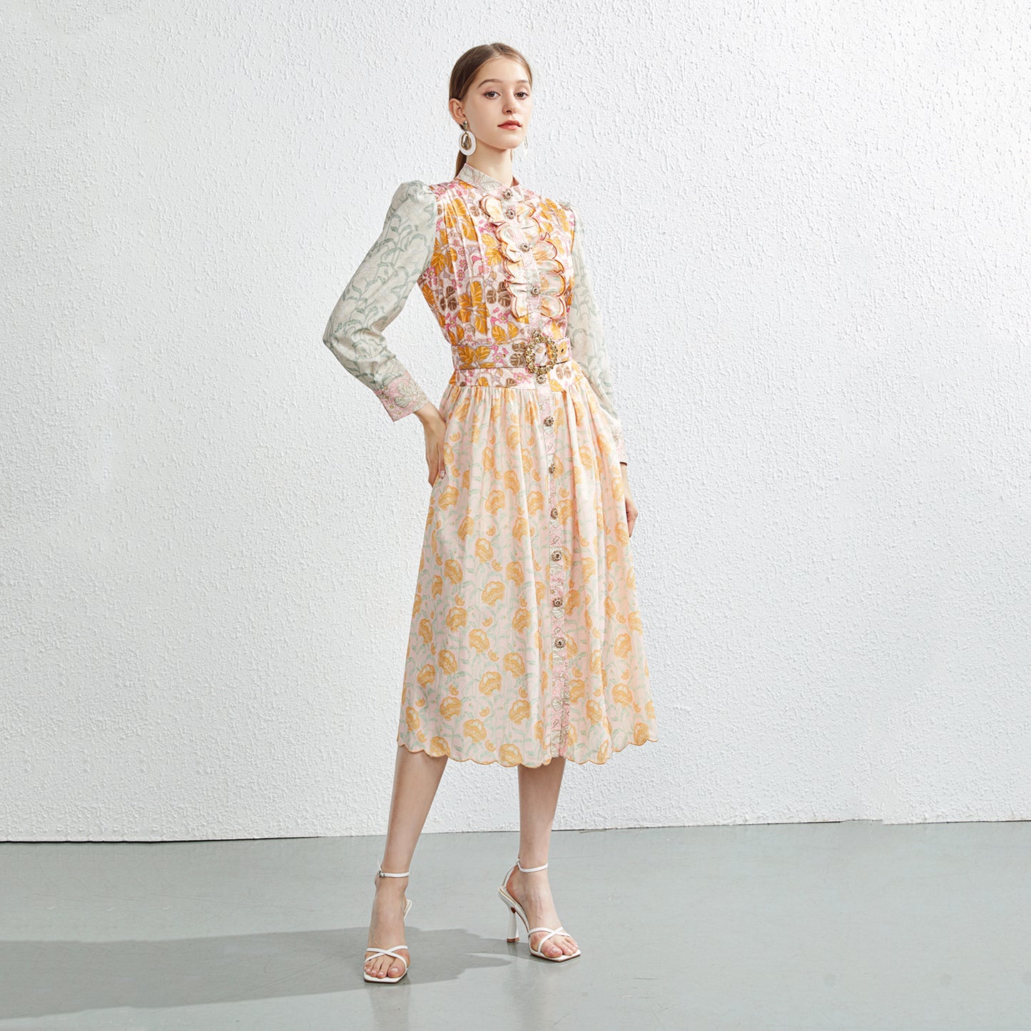 Printed dress with lace detail