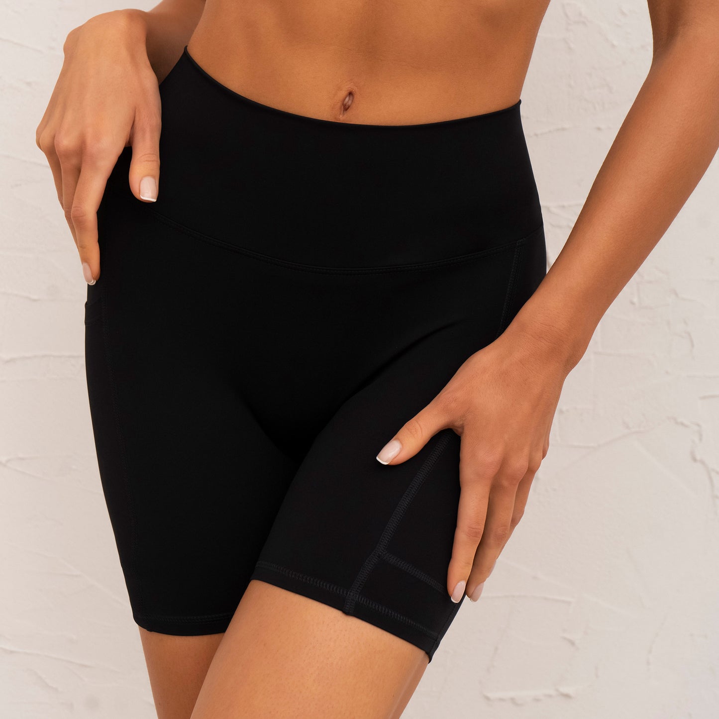 Quick drying hot pants