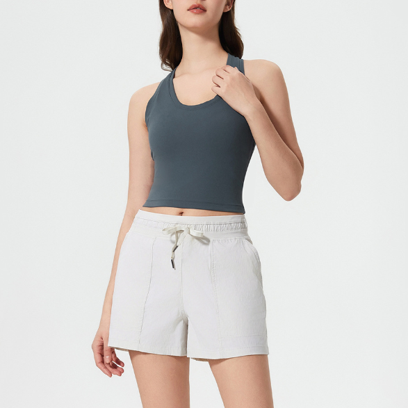 Sleeveless vest