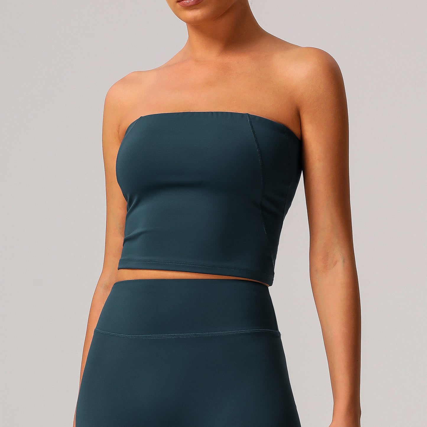 Quick dry seamless tube top