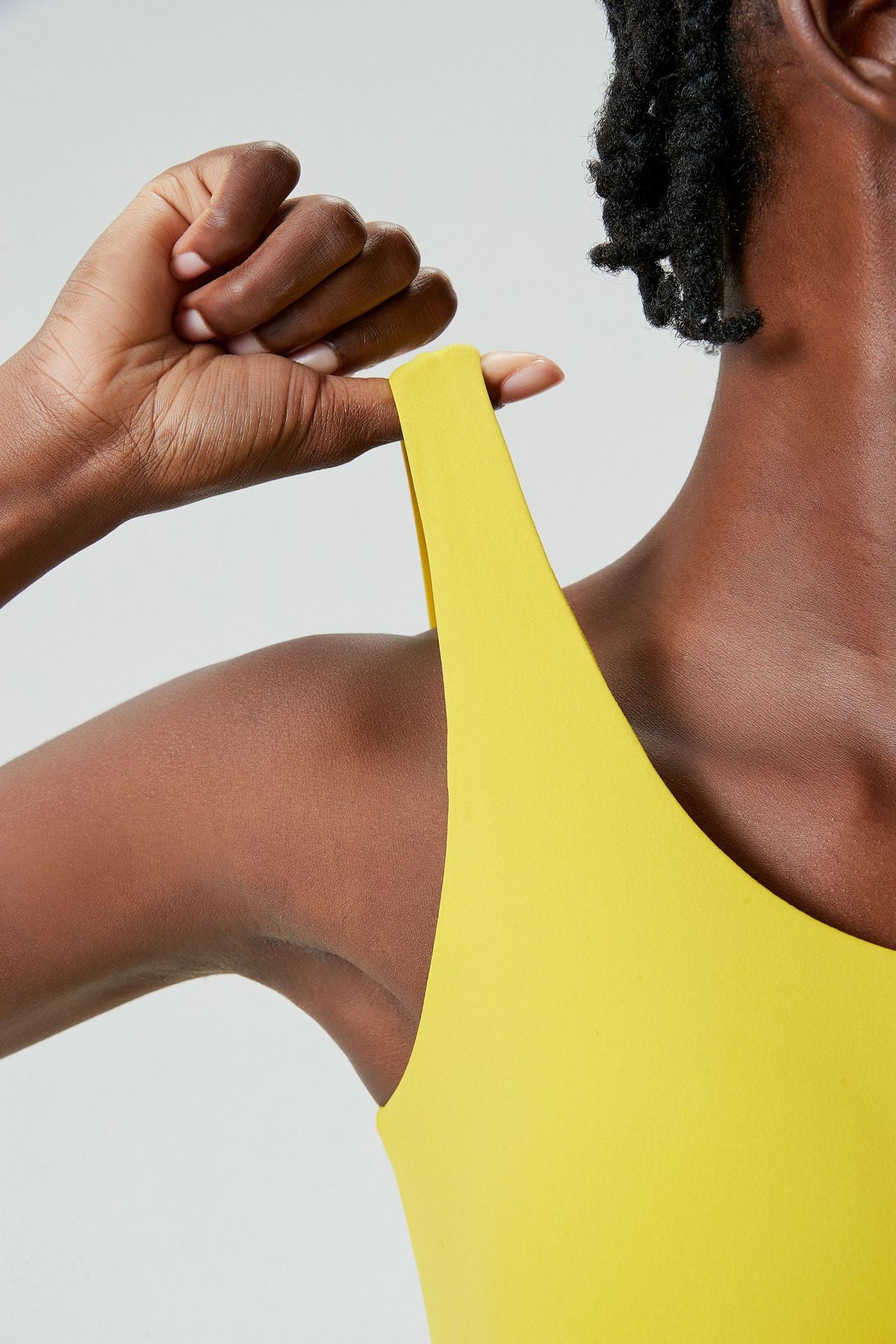 Seamless high support sports bra