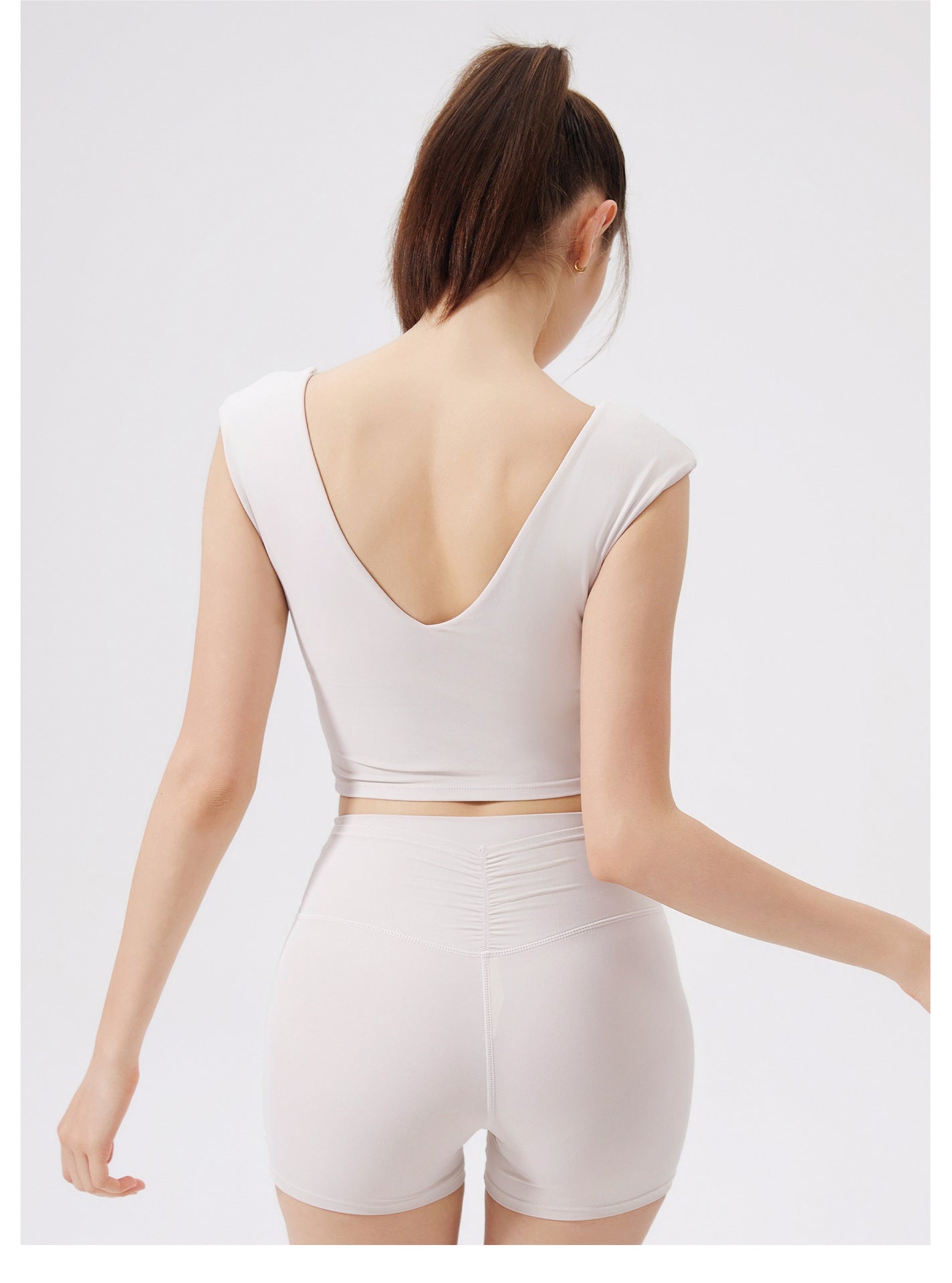 V neck cropped vest