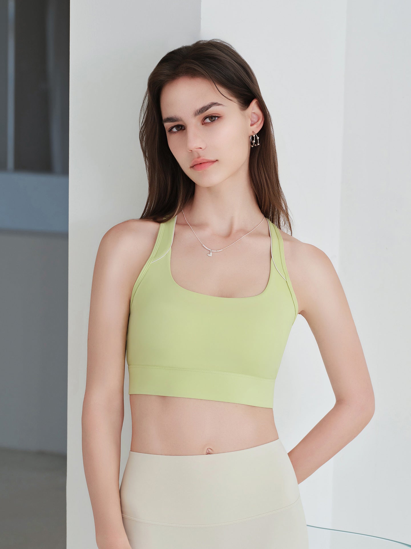 T back sports bra