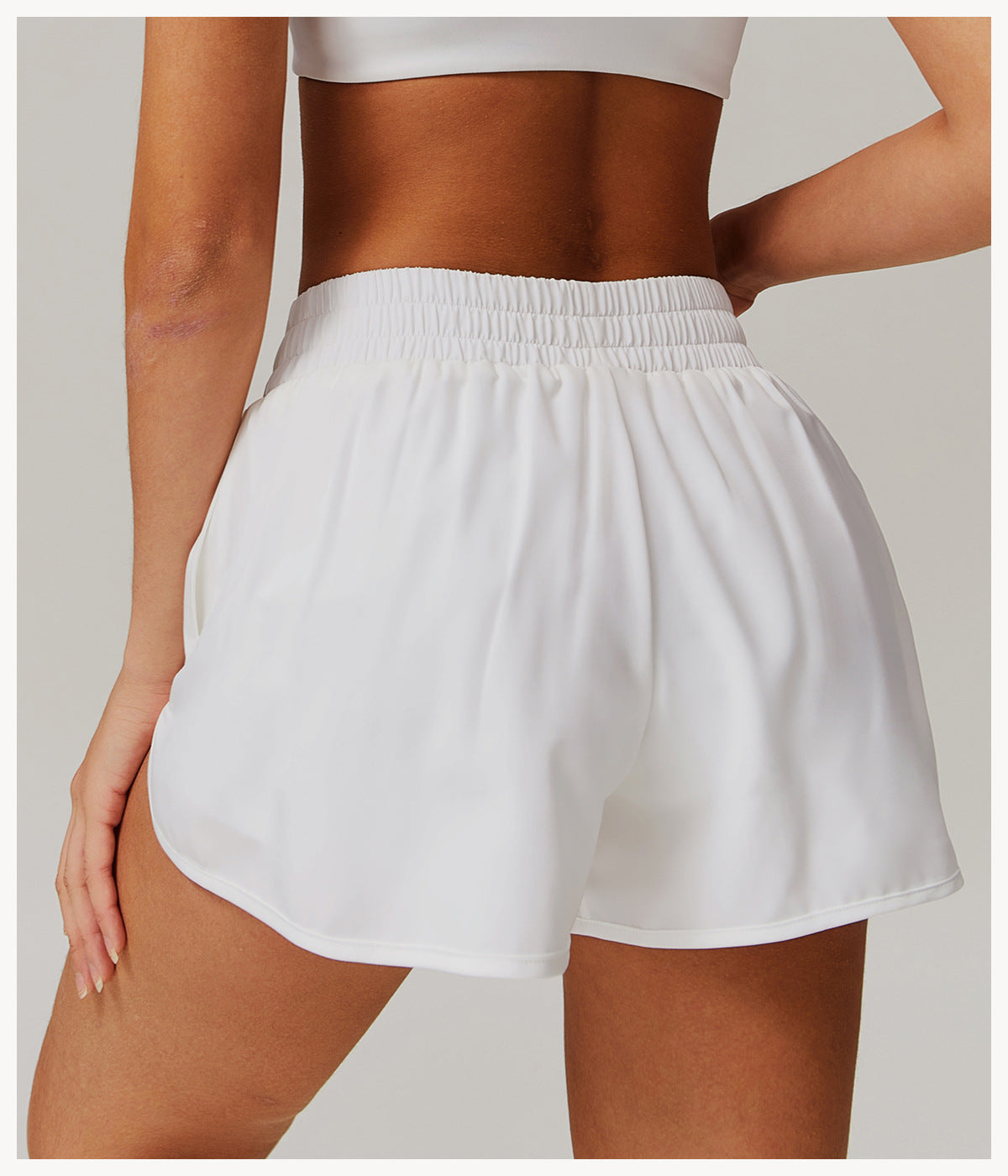 Quick dry running shorts with pockets