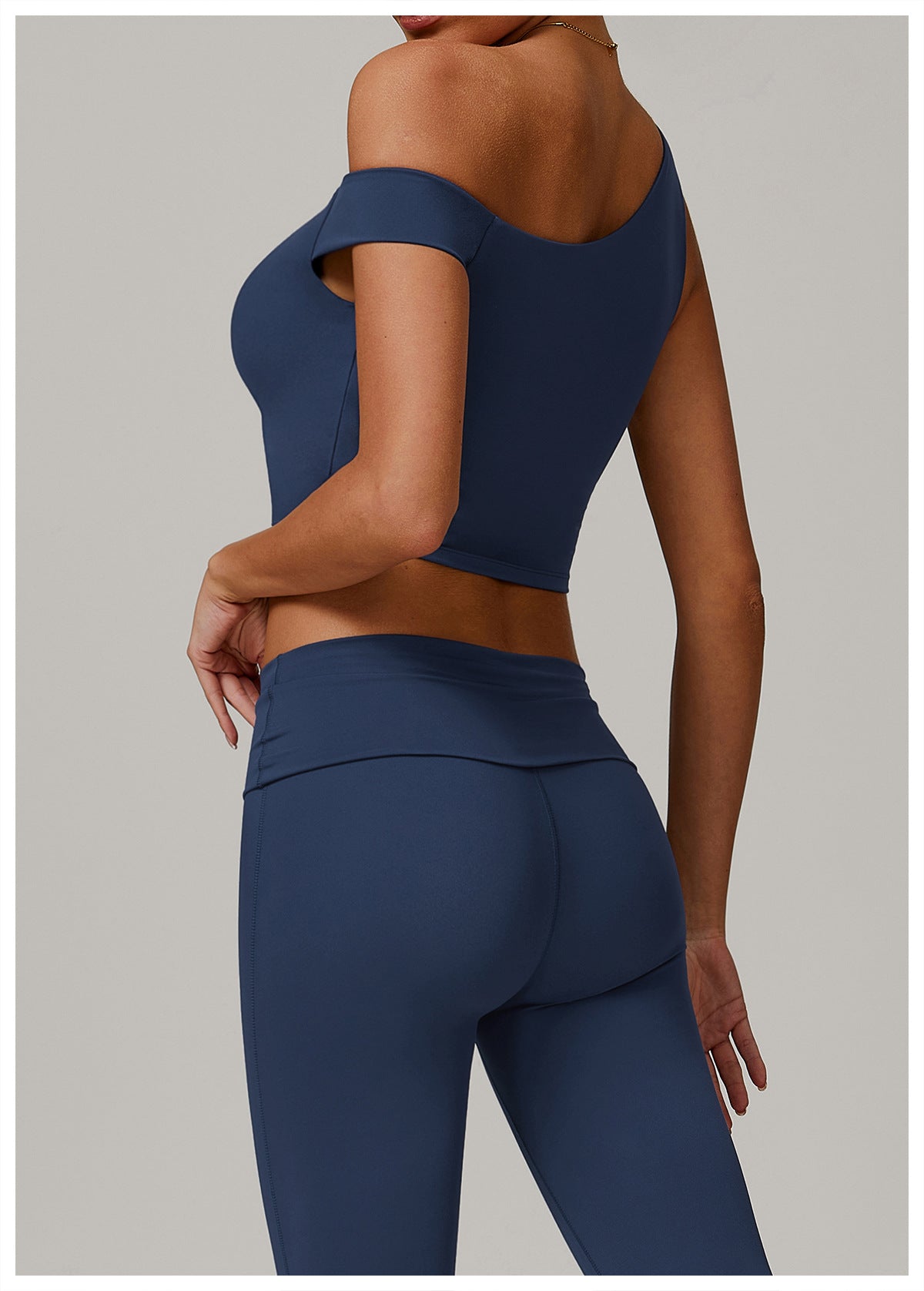 Asymmetric Shoulder top