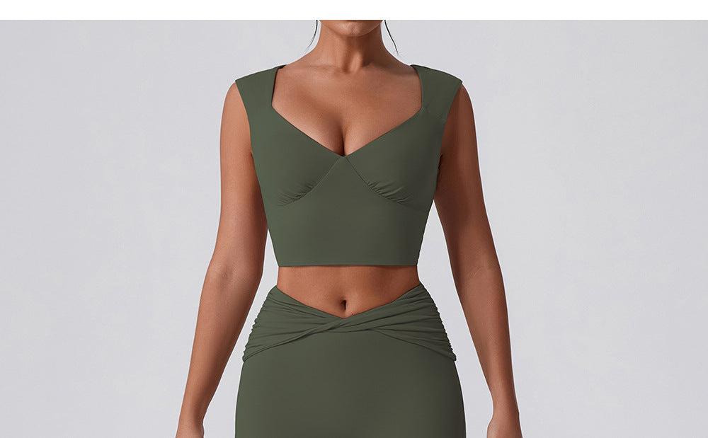 Quick dry sweet heart neck top