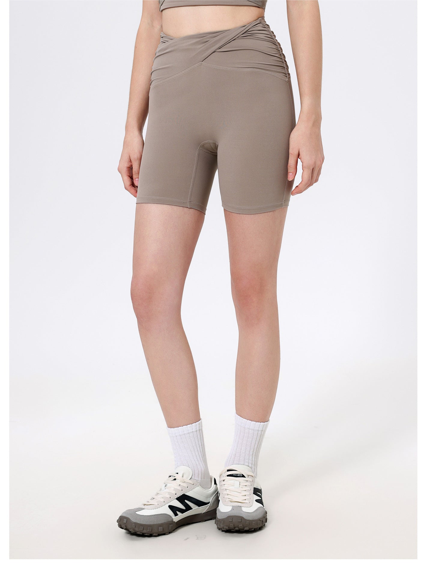 Nude Feel Pleated waist shorts