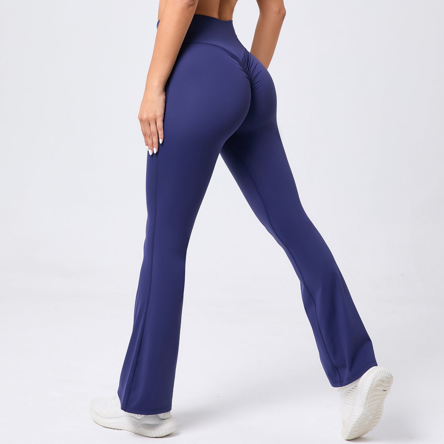 Contouring trousers