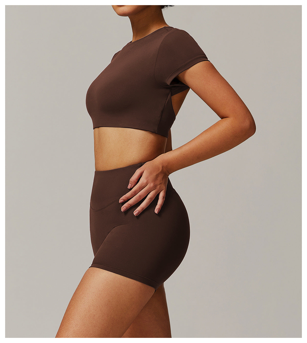 Short sleeve cropped top