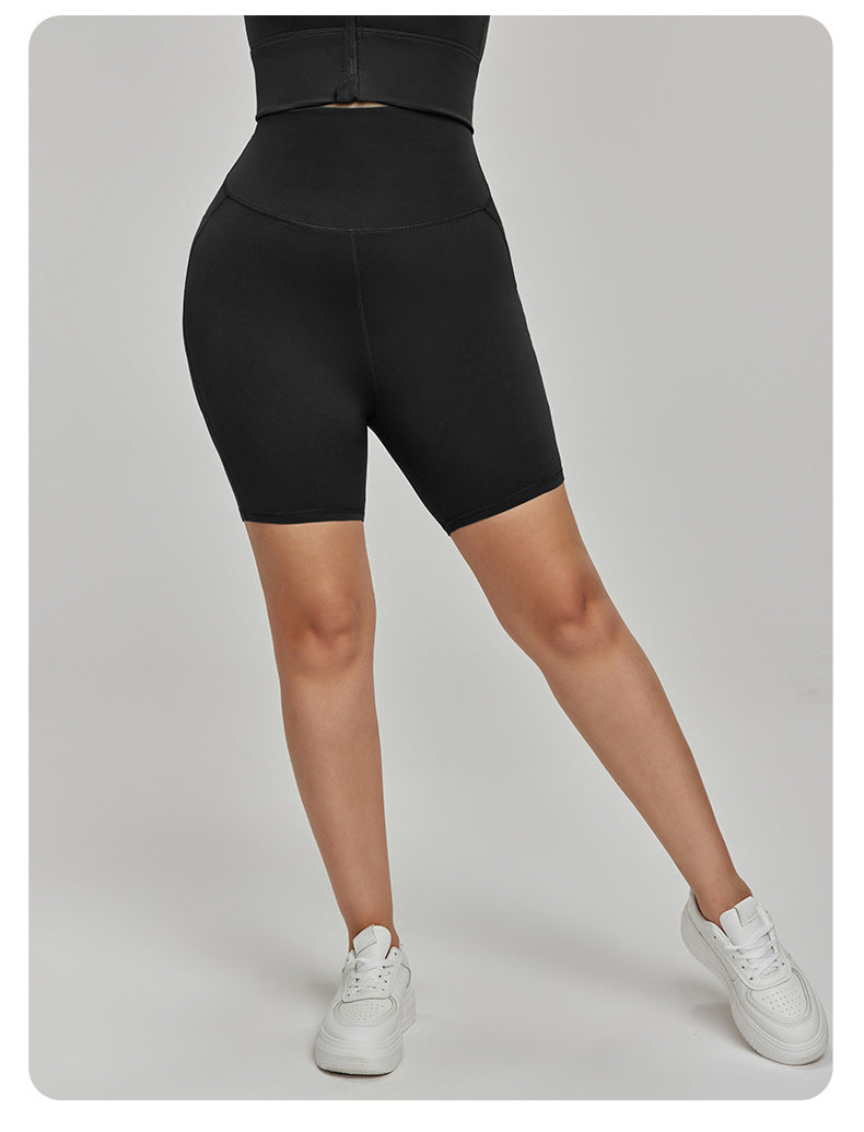 Cycling shorts with pockets