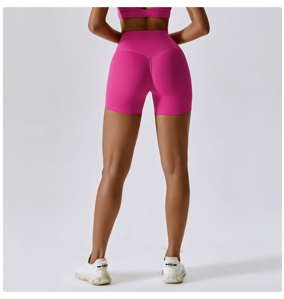 Seamless hot pants