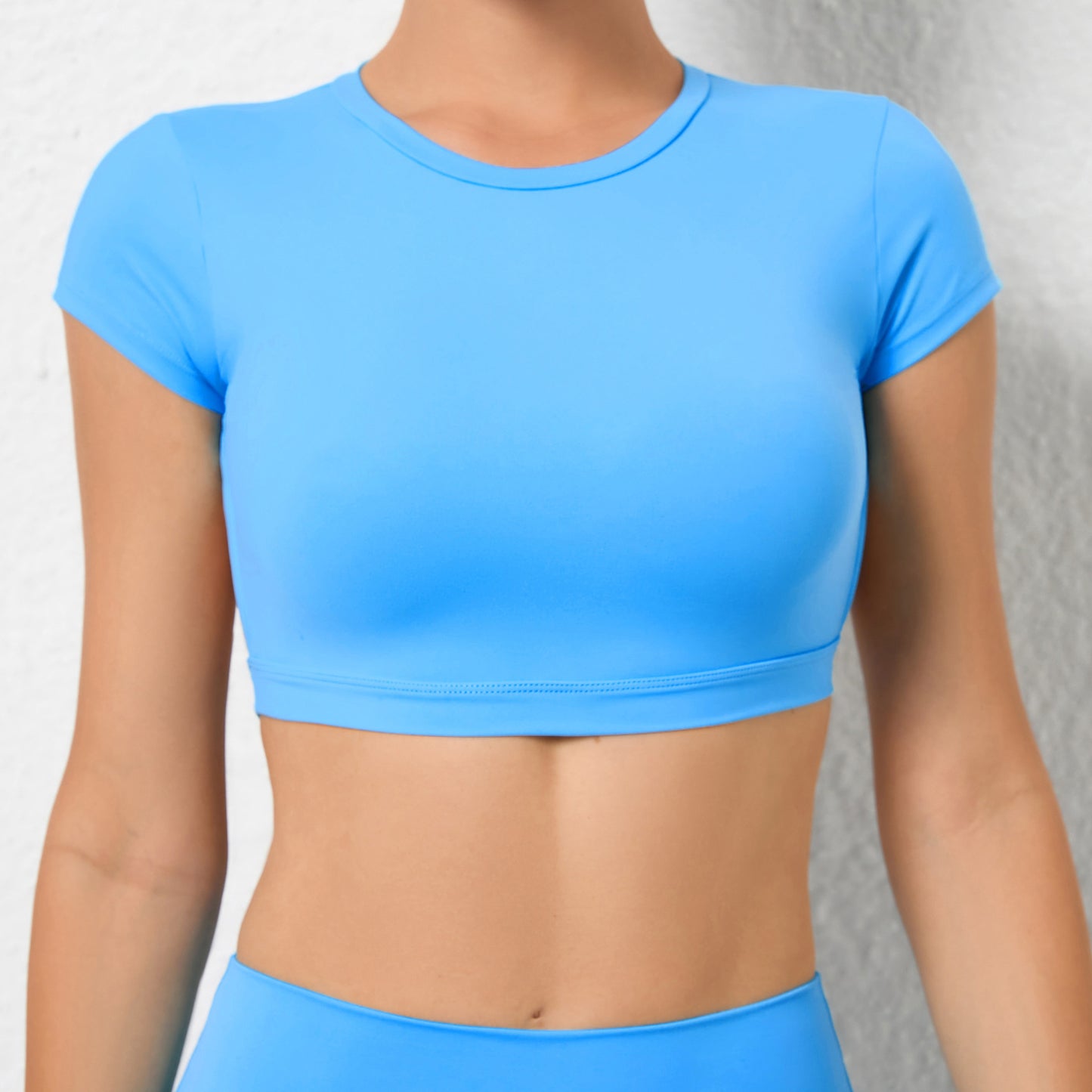 Backless cropped top