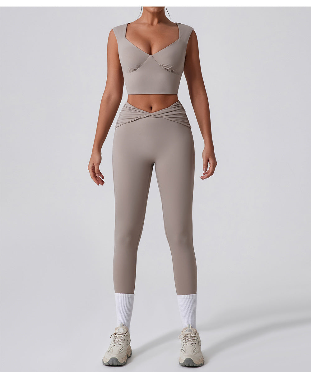 Quick dry sweet heart neck top