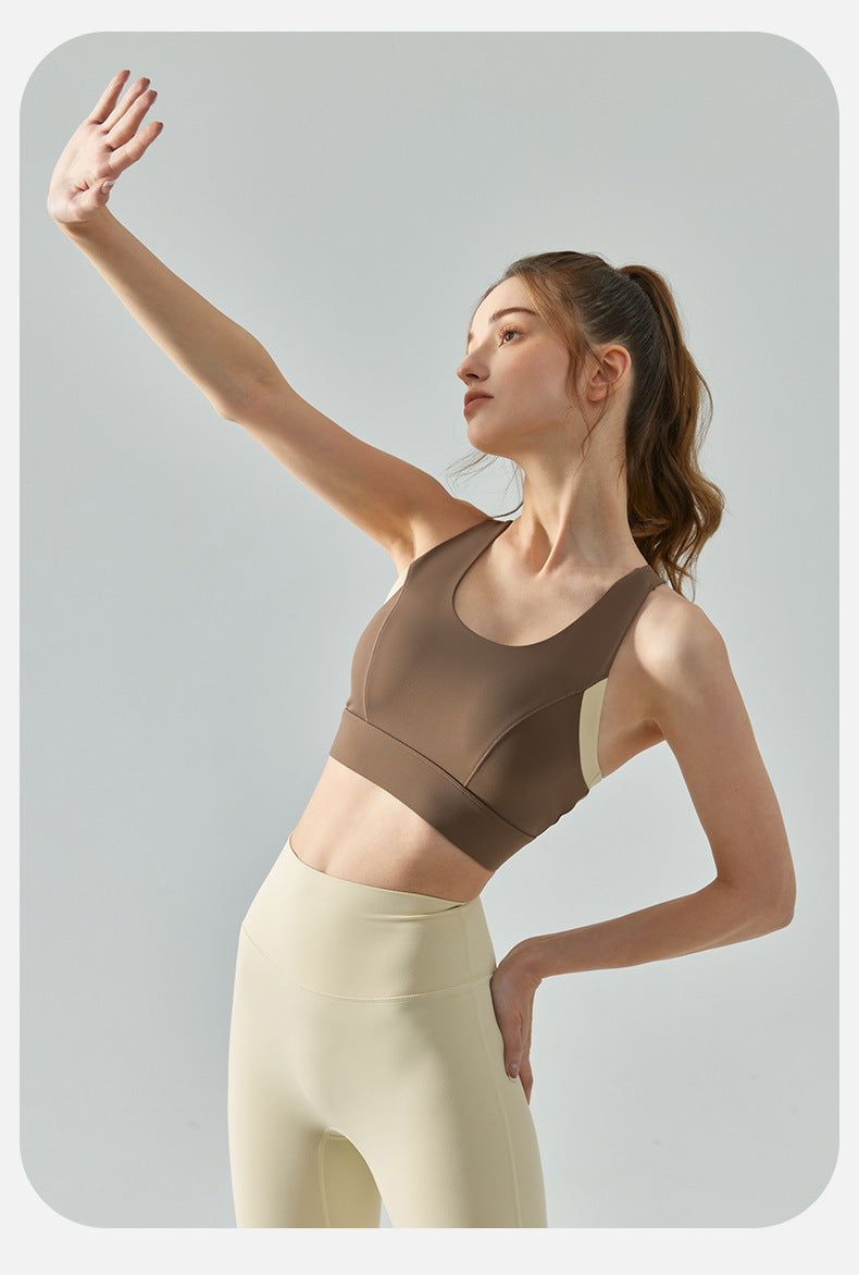 Contrast detail high support bra