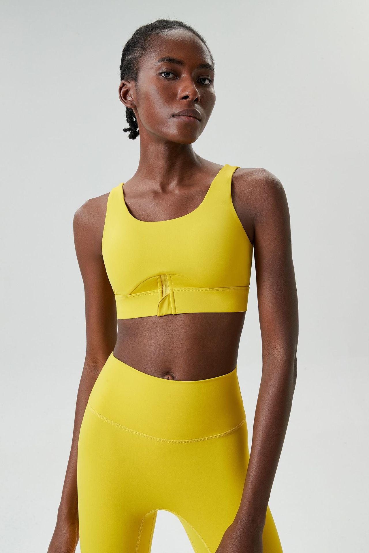 Seamless high support sports bra