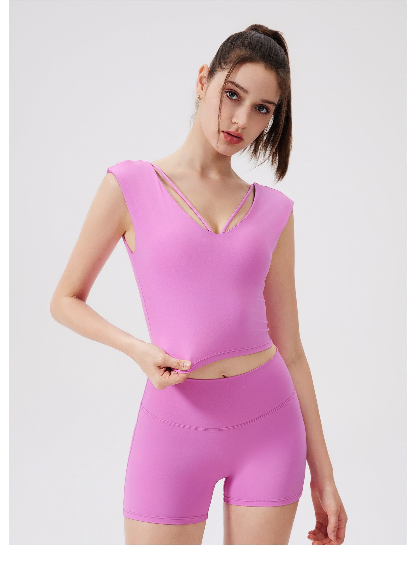 V neck cropped vest