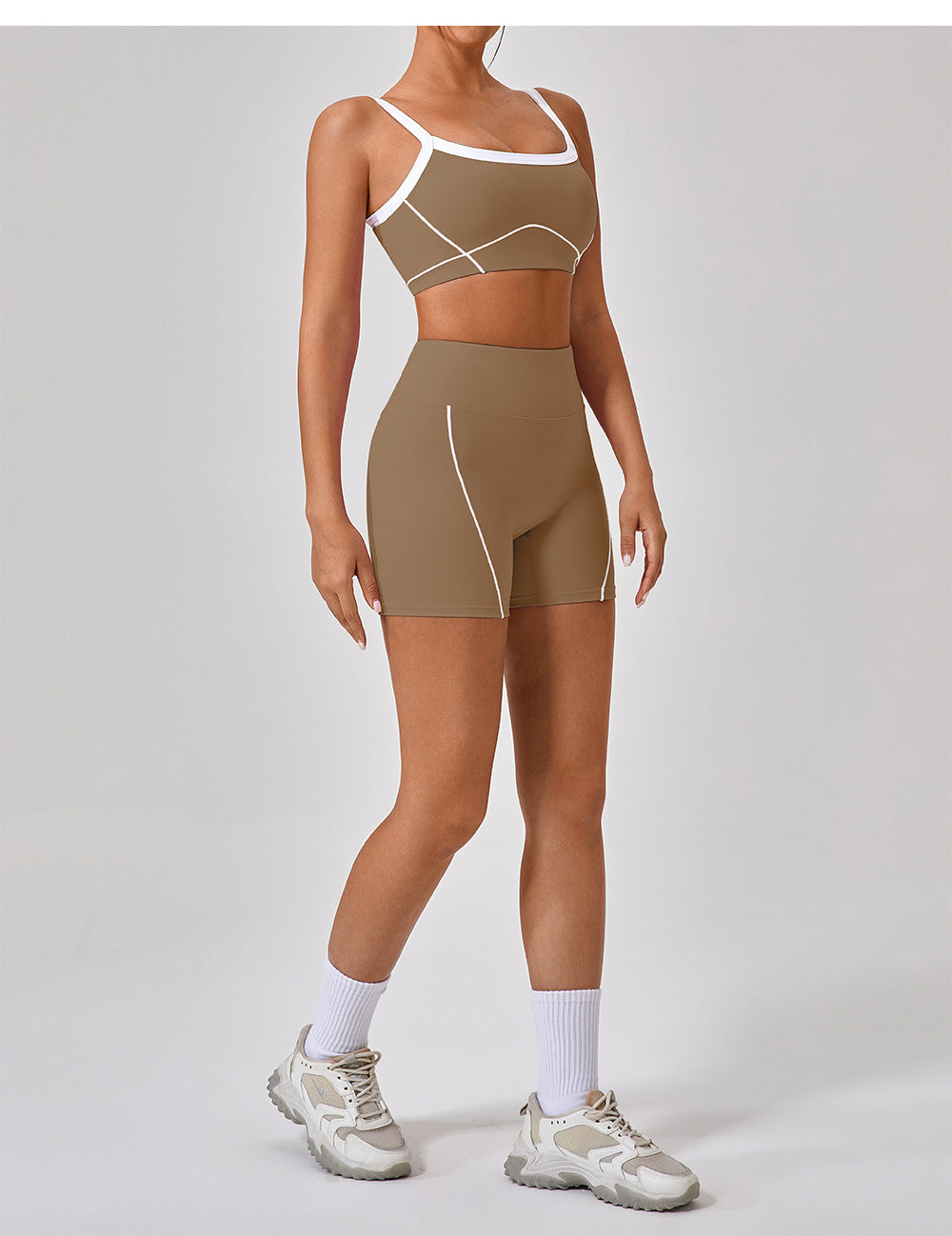 Contrast trim high support bra