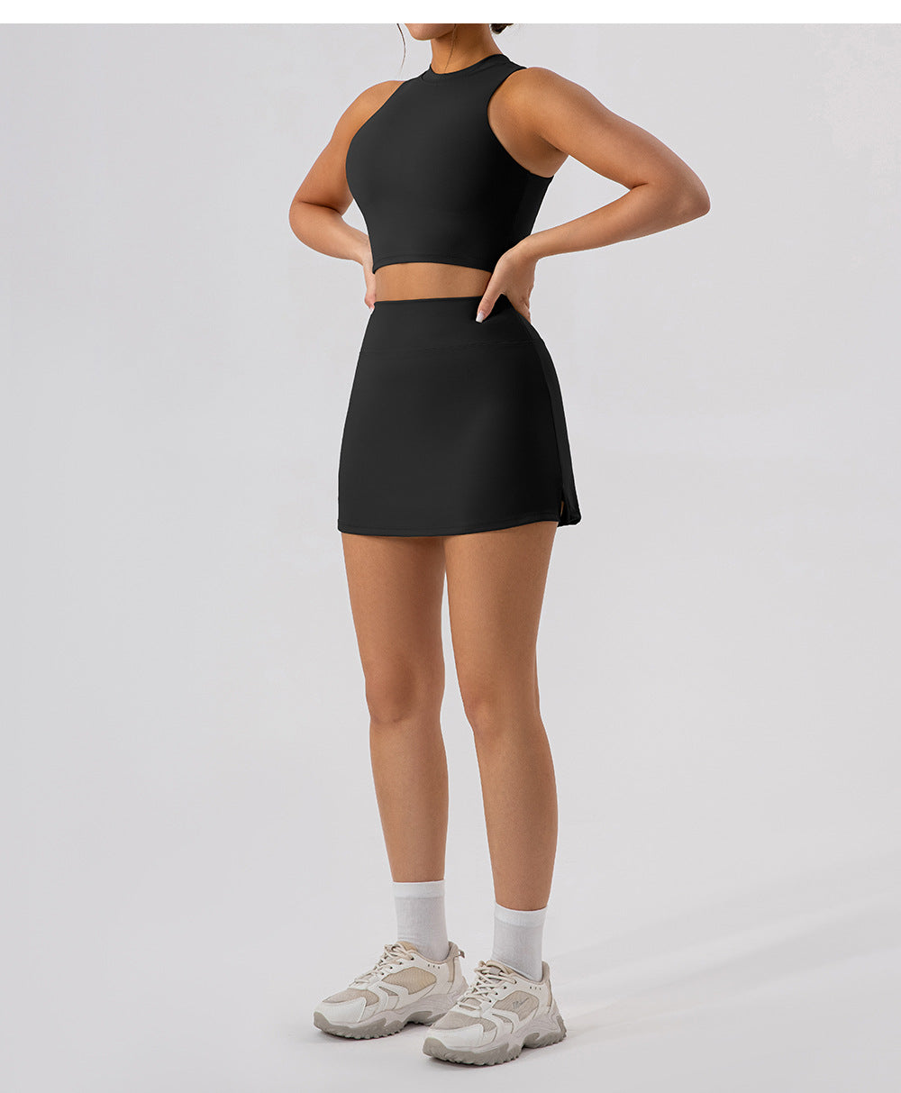 High neck sleeveless cropped vest