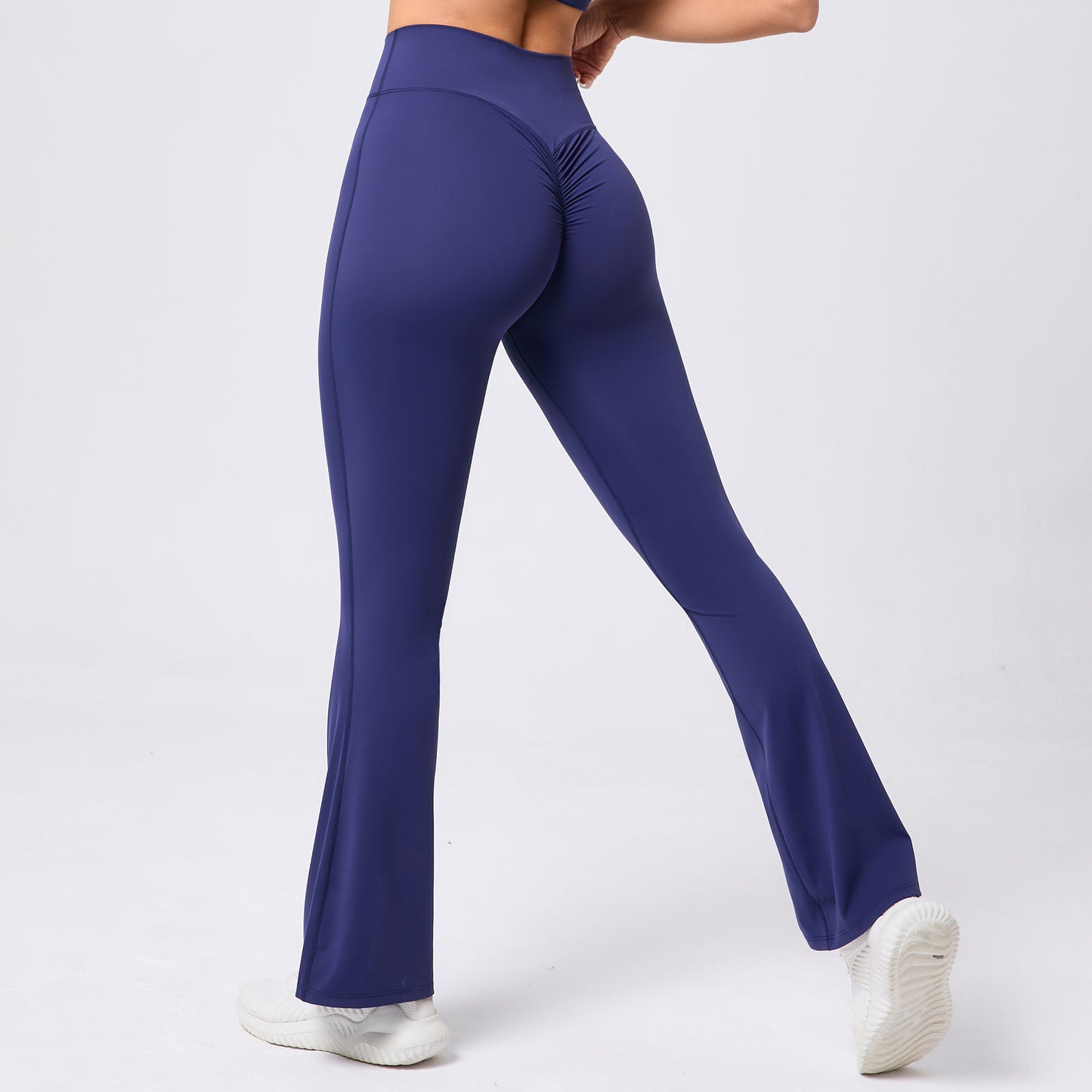 Contouring trousers