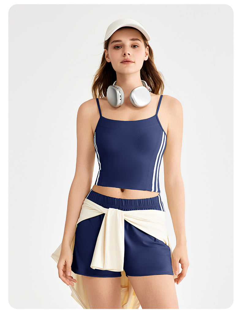 Contrast stripe vest