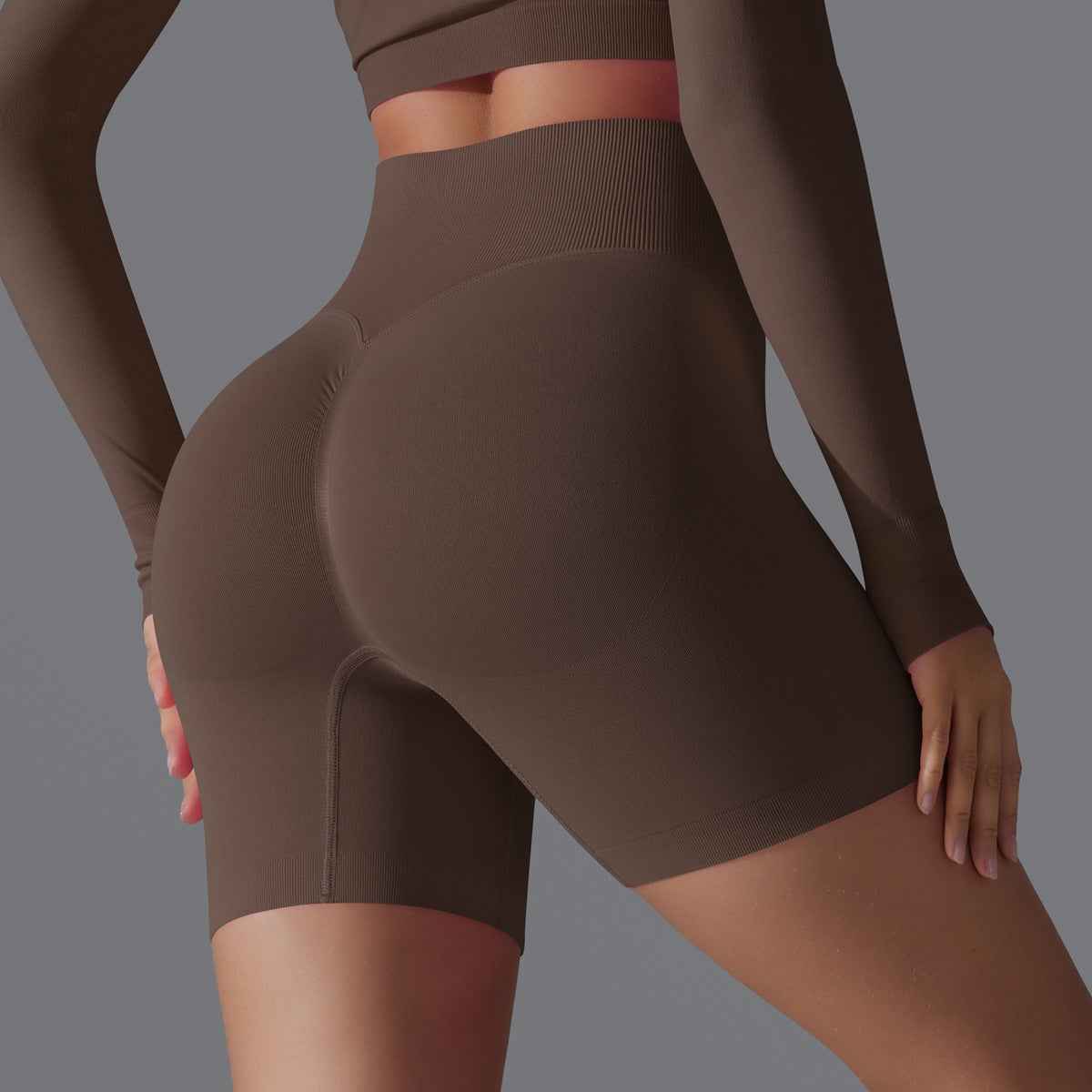 Seamless hot pants