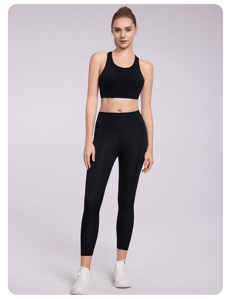 Cross back medium support bra