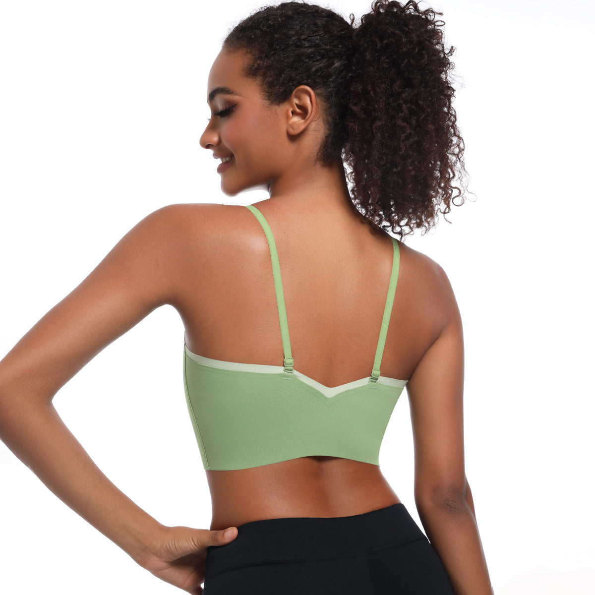 Contrast trim sports bra