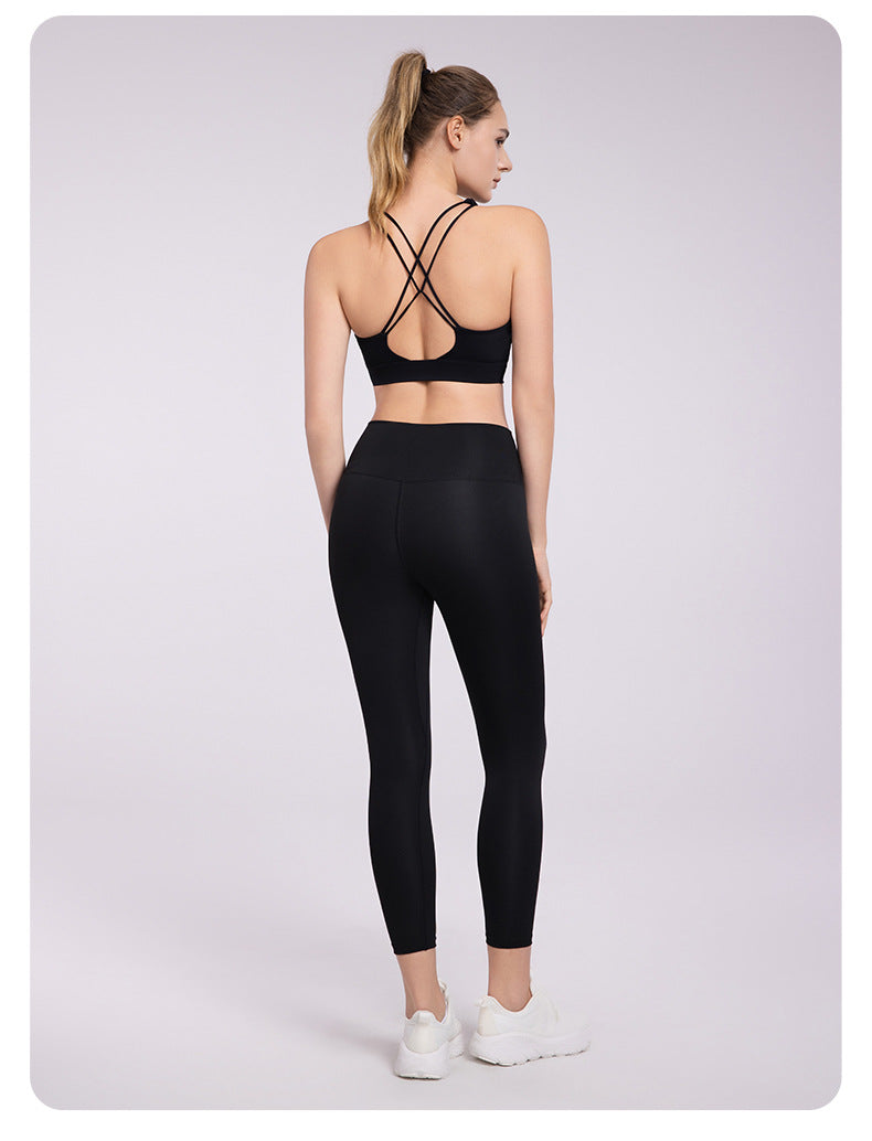 Cross back medium support bra