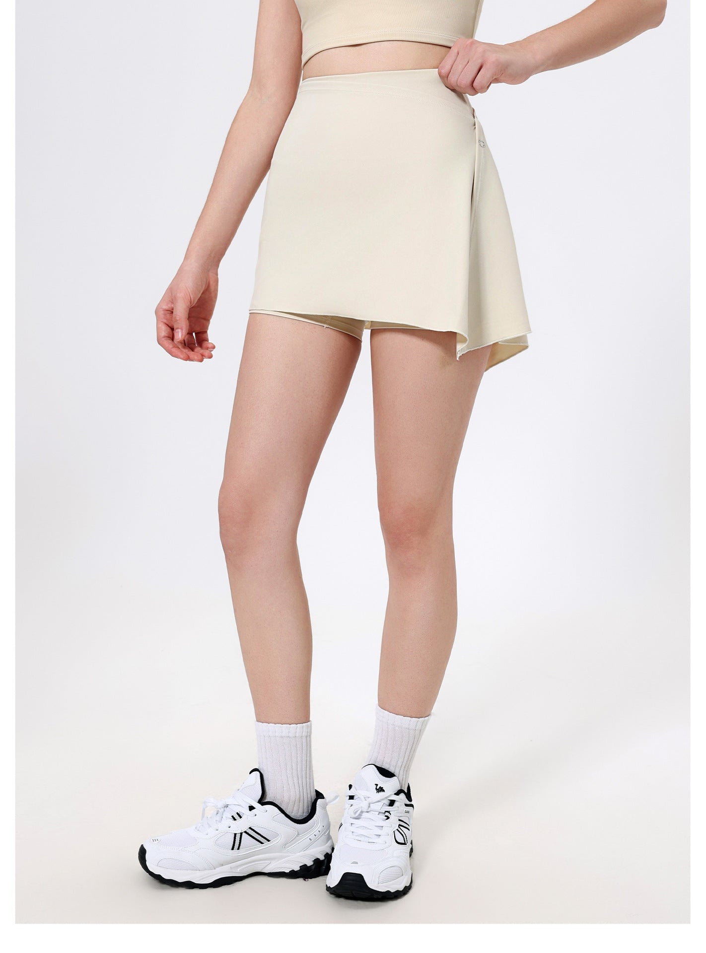 Asymmetric hem fitness skort