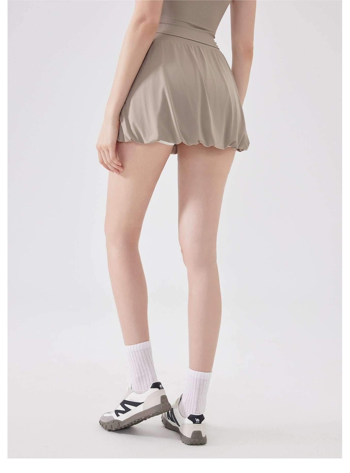 Balloon hem tennis skirt
