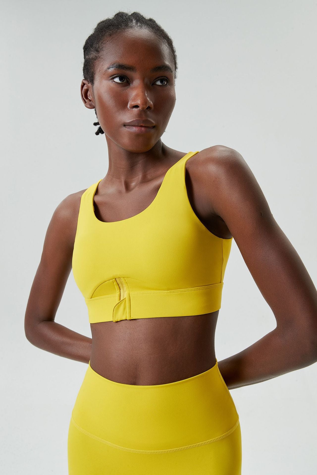 Seamless high support sports bra