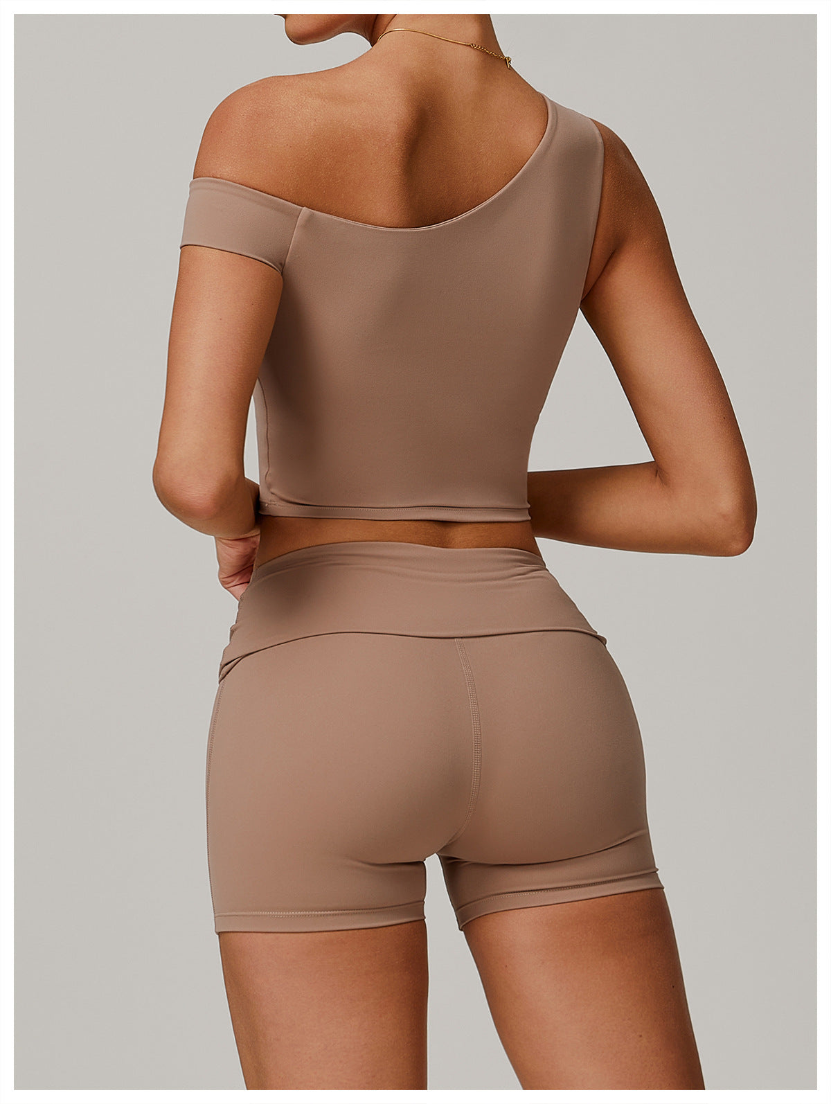 Asymmetric Shoulder top