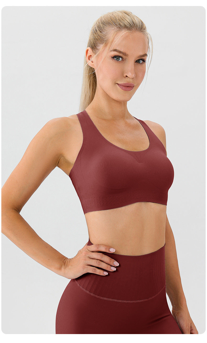 Seamless high support sports bra