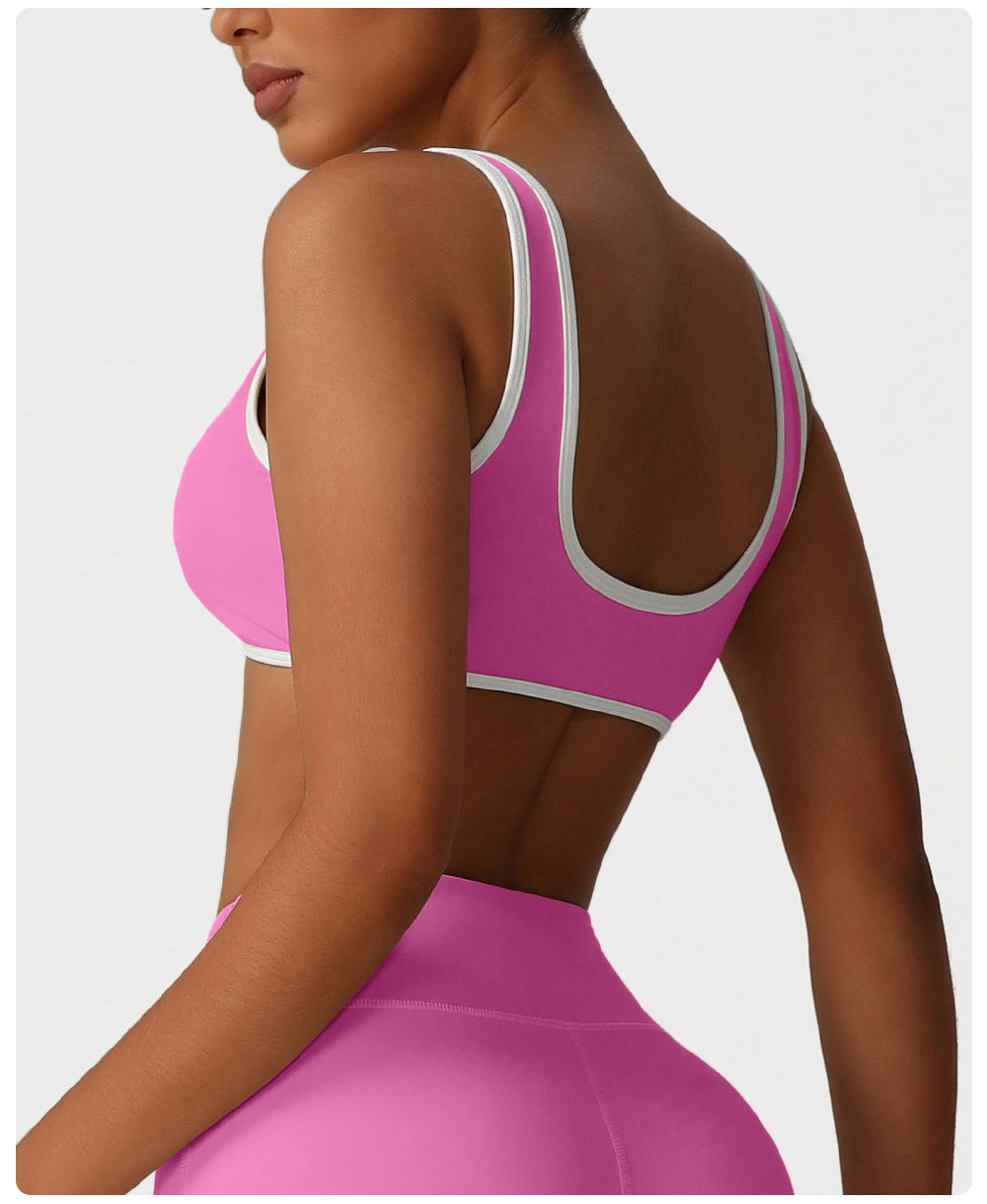 Contrast piping sports bra