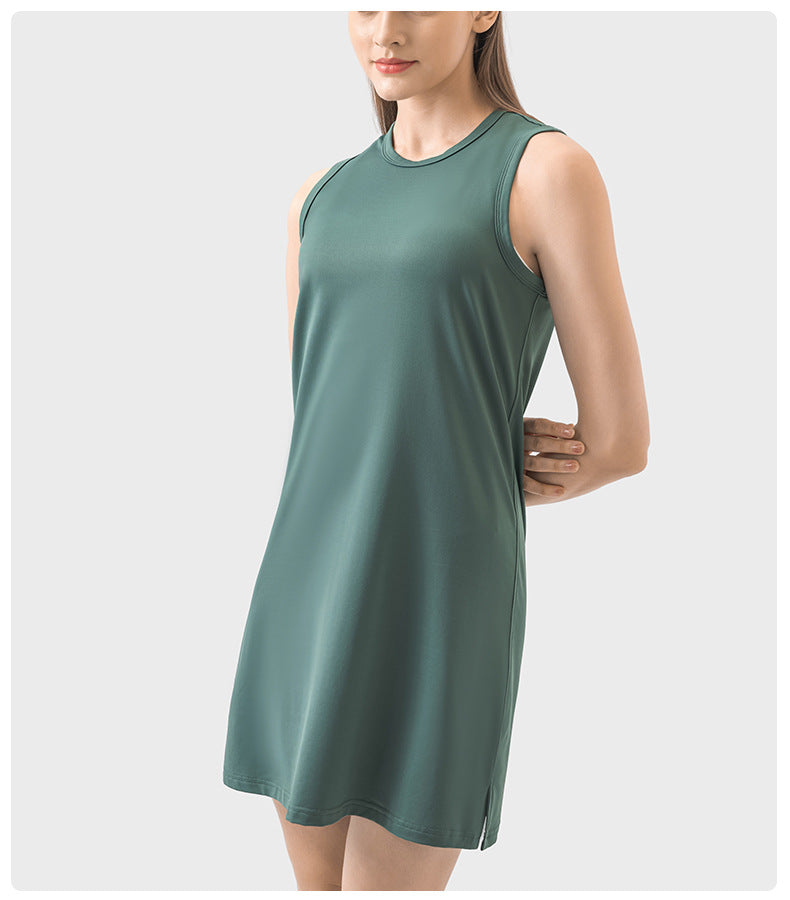 Comfy sports dress with padding