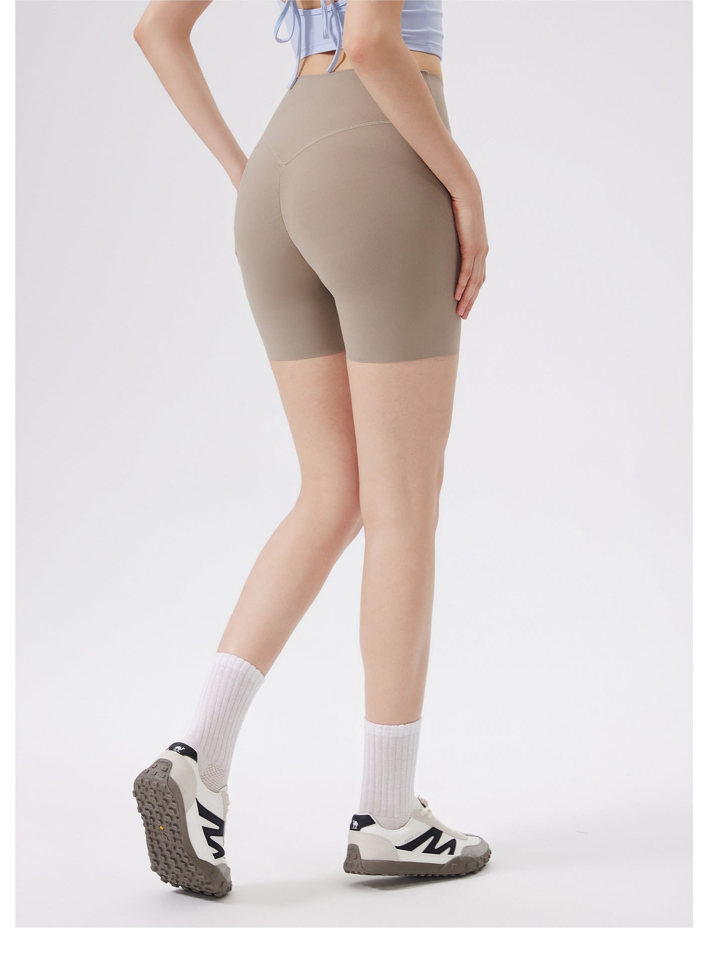 Seamless yoga shorts