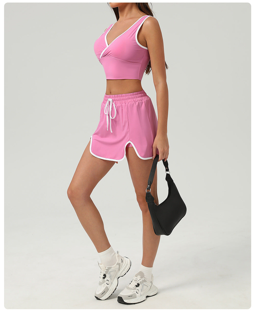Tennis skirt with contrast piping