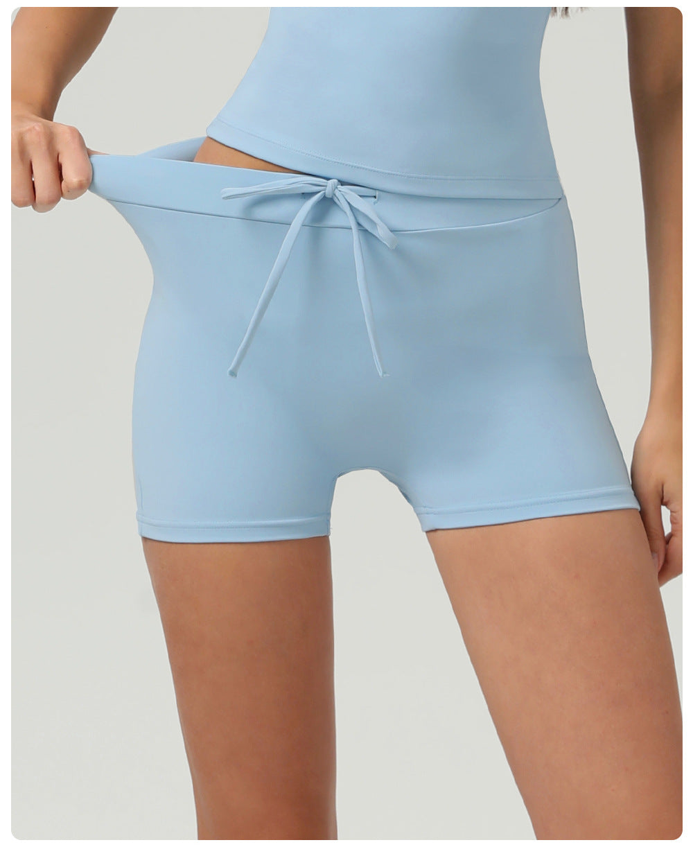 Hot pants with drawstring