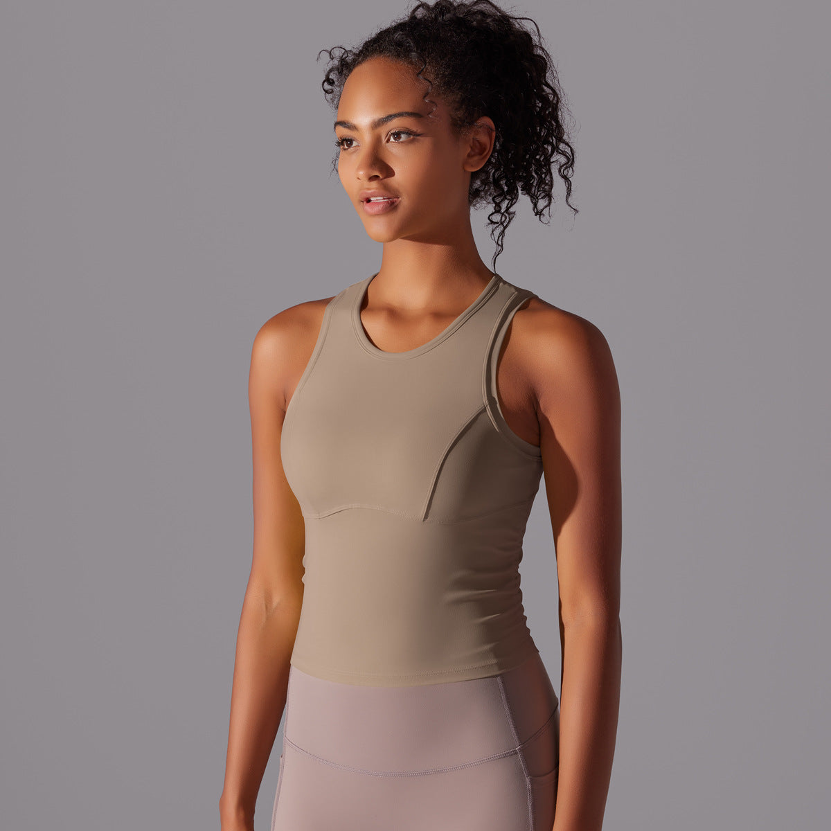 Medium support vest