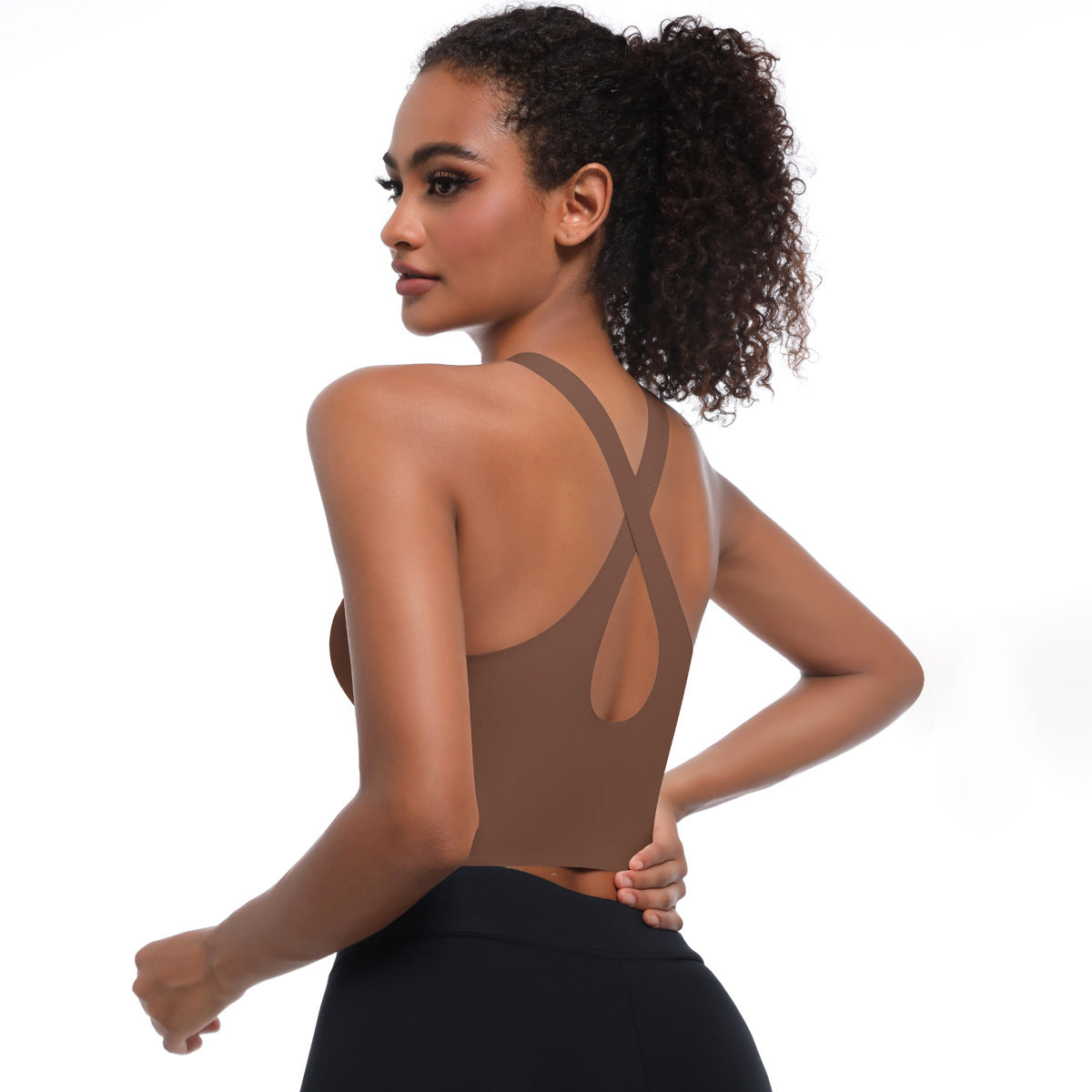 Seamless crossed back vest