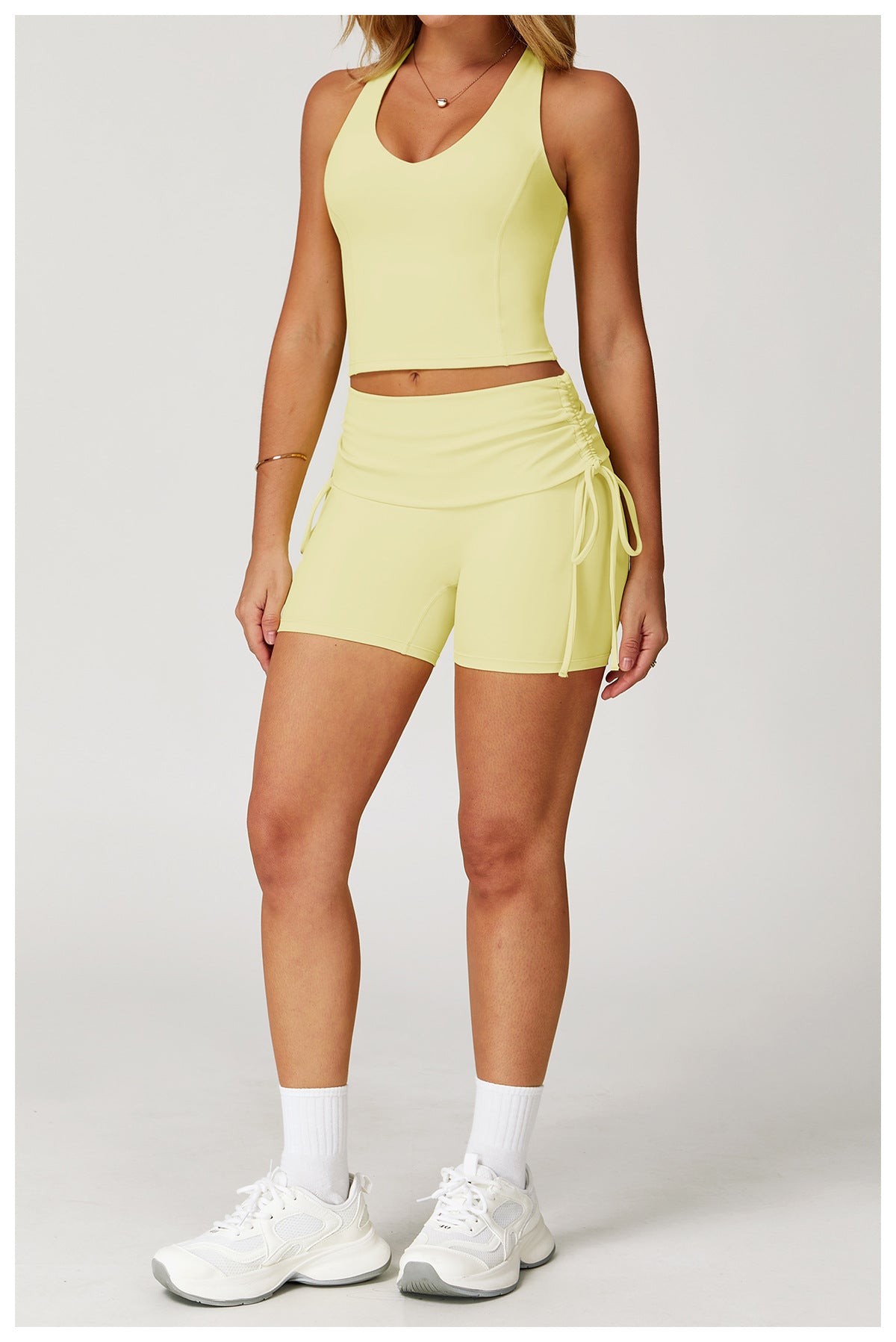 Gathered waist hot pants